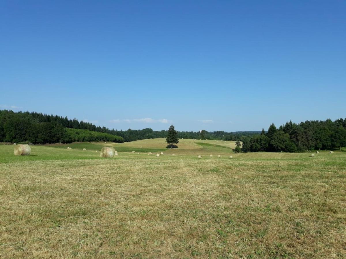 Le Parc Des 4 Saisons Bed & Breakfast Correze Exterior photo
